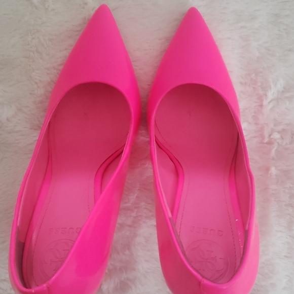 Shoes Guess - Picture 4 of 8